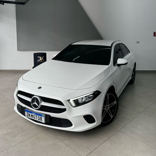 Mercedes- Benz A200